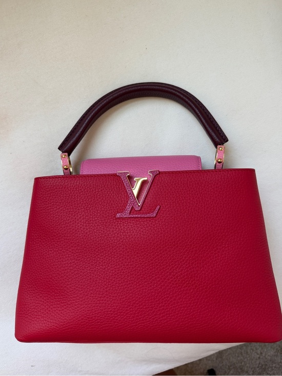 Louis Vuitton Handbags - Louis Vuitton Red and Pink Capucines MM